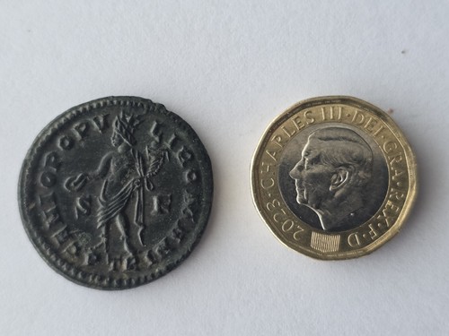 Maximinus daia follis - maximinus,