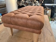 Buttoned footstool coffee