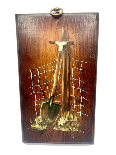 Vintage handpainted wooden - handpainted,