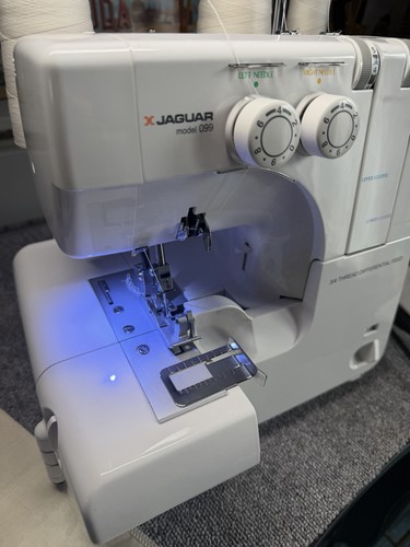 Jaguar 099 overlocker sewing - jaguar,
