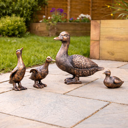 Duck garden ornament family - duck,