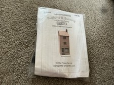 Petite Properties Dolls House