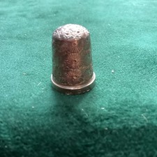 ANTIQUE HALLMARKED SILVER THIMBLE STAMPED J.S ( JAMES SWANN ) BIRMINGHAM