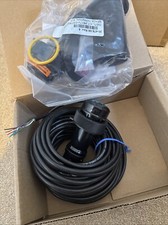 Raymarine Airmar  DST800 Tri