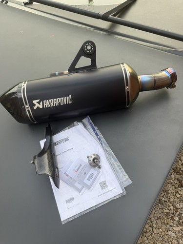 Bmw akrapovic exhaust - akrapovic,