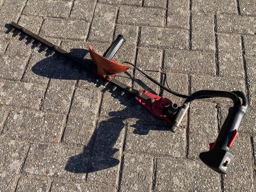 Mantis tiller hedge - tiller,
