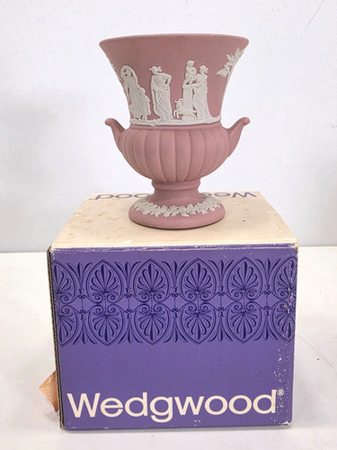 Vintage pink wedgwood - pink,
