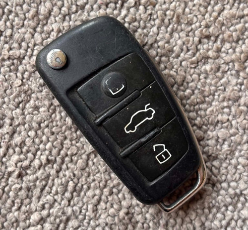 Genuine audi button - audi, remote