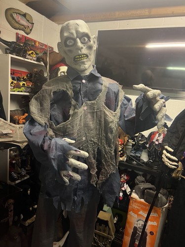Halloween animated 6ft demonic - animated,