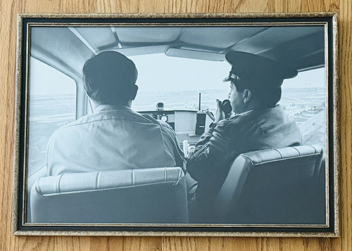 Vtg framed photo airplane - vtg, of