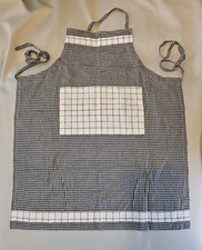 vintage apron with pockets
