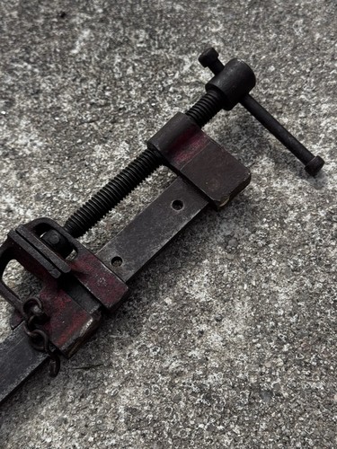 Record sash clamp - sash, bar