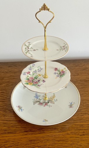 Stunning tier cake stand - 3,