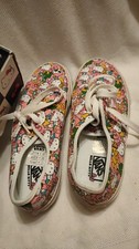 Hello Kitty Vans