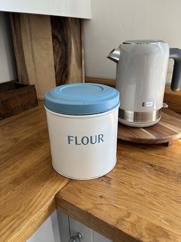 Vintage tala flour tin - vintage,
