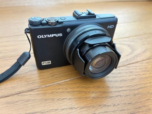 Olympus compact digital - xz-1,
