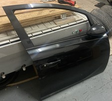 *2015-2019VAUXHALL CORSA E 5 DOOR DRIVERSIDE FRONT DOOR IN BLACK Z22C 