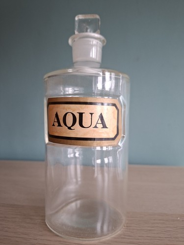 Vintage apothecary chemist - vintage,