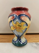Old Tupton Ware Daffodil Vase H11cm X W7cm Vgc