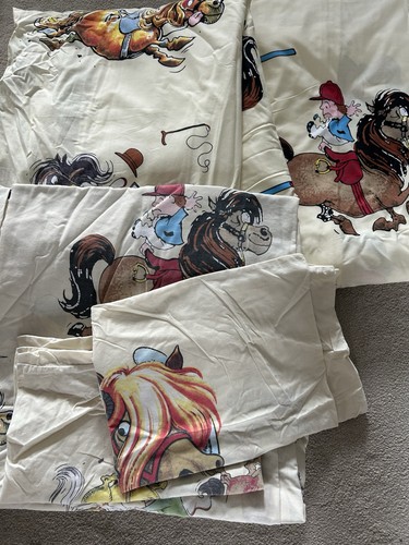 Bedding set with duvet covers - set,