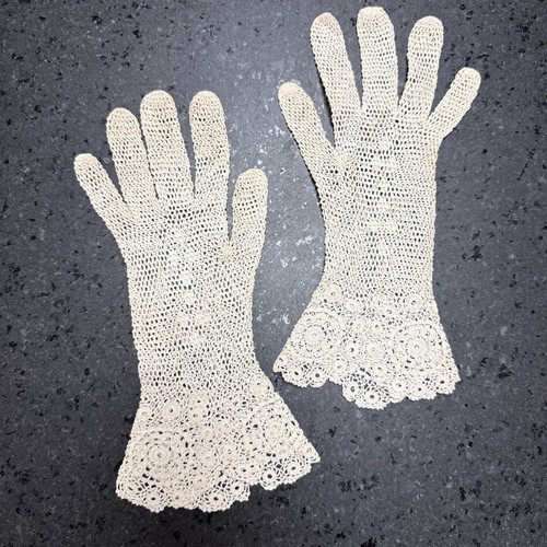 Vintage victorian lace gloves - victorian,