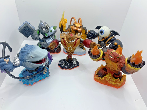 Skylanders giants figures - giants,