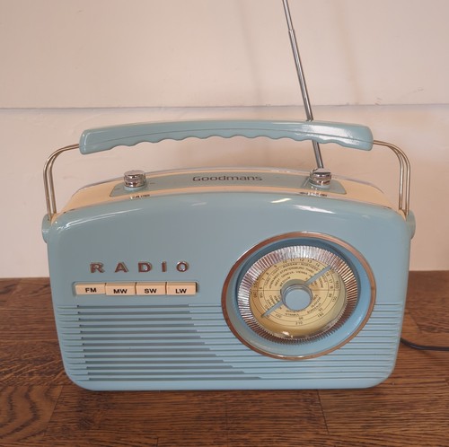 Goodmans retro portable - retro, fm
