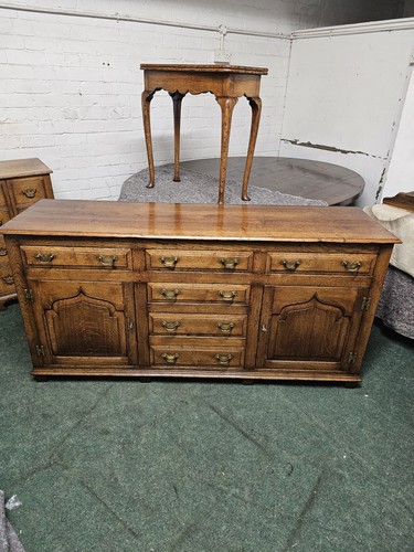 Solid oak large - large, sideboard
