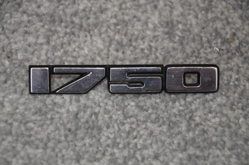 Austin maxi 1750 - maxi, badge