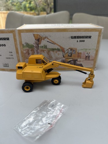 Liebherr 300 wheeled - l-300,