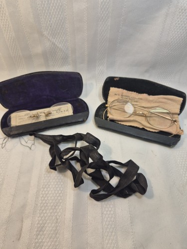 Antique pince nez - pince, &