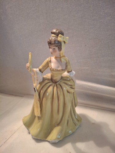 Alfretto porcelain figure - , of