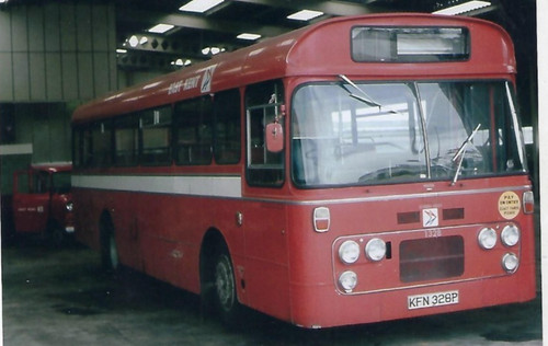 Bus photo kfn328p east kent - bus, photo: