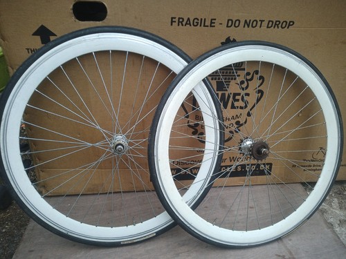 White fixie wheelset 700c - fixie,