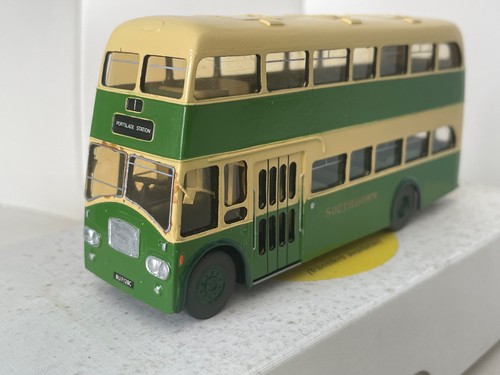 Cast model bus kit of - cast,