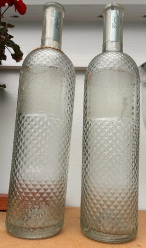 Pair the freixenet - pair, of