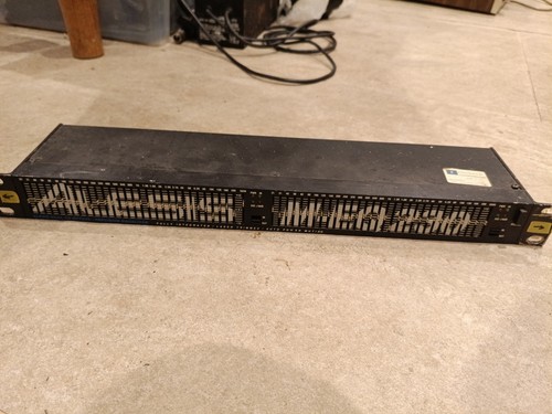 Alesis 230 rackmountable - alesis, m-eq