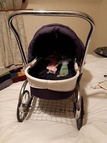 Vintage dolls pram - dolls,