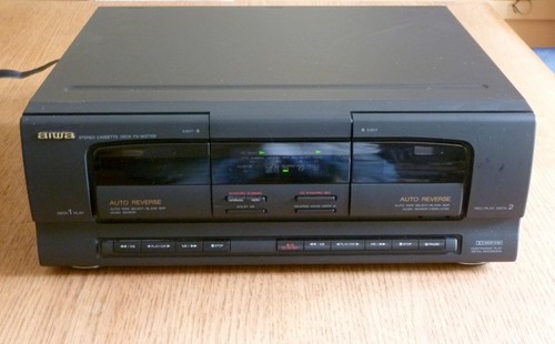 Aiwa stereo twin cassette deck - twin,