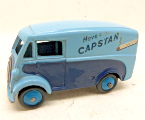 Dinky toys 465 morris cwt - dinky,