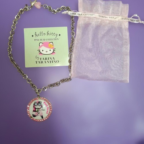 Tarina tarantino hello kitty - hello,