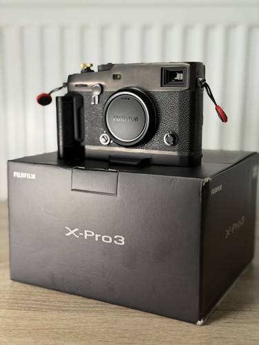 Fujifilm pro3 mirrorless - x-pro3,