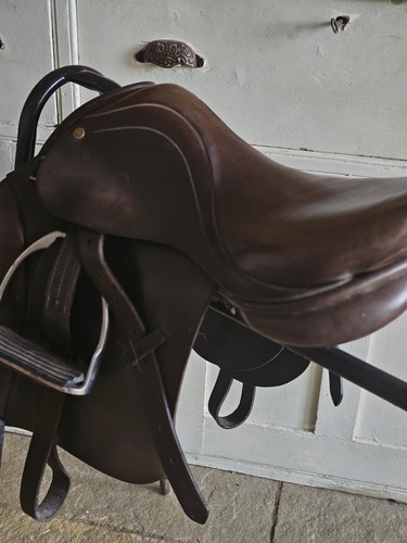 Barnsby brown pony saddle with - barnsby,