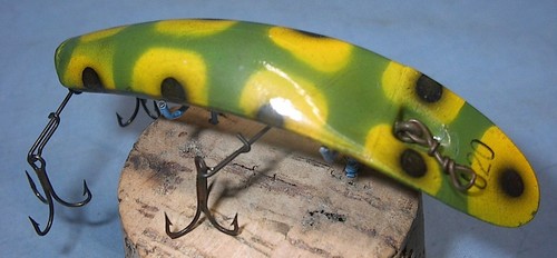 Fishing lure vintage - lure, flat