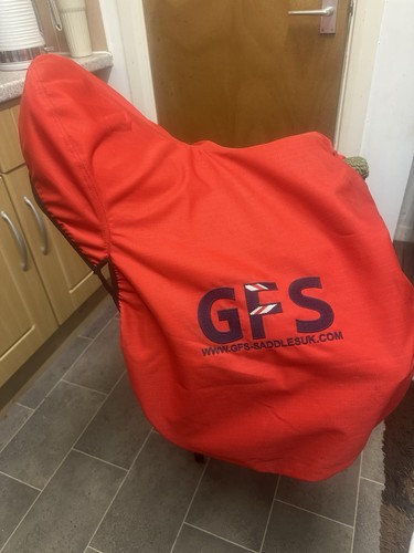 Gfs black monarch jump - gfs, saddle