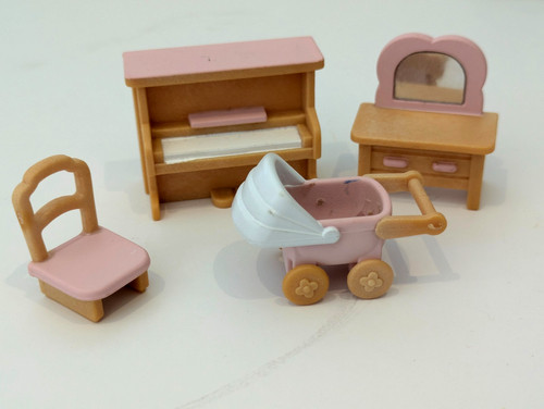 Sylvanian primrose baby - primrose,