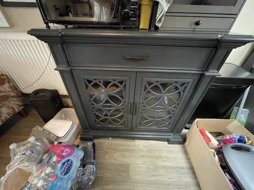 Accent corner display - accent,