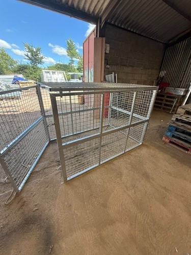New animal cage - run, run