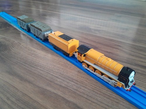 Tomy thomas trackmaster - thomas,