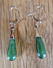 Vintage Chinese Green Jade drop earrings - 9K Yellow Gold loop
